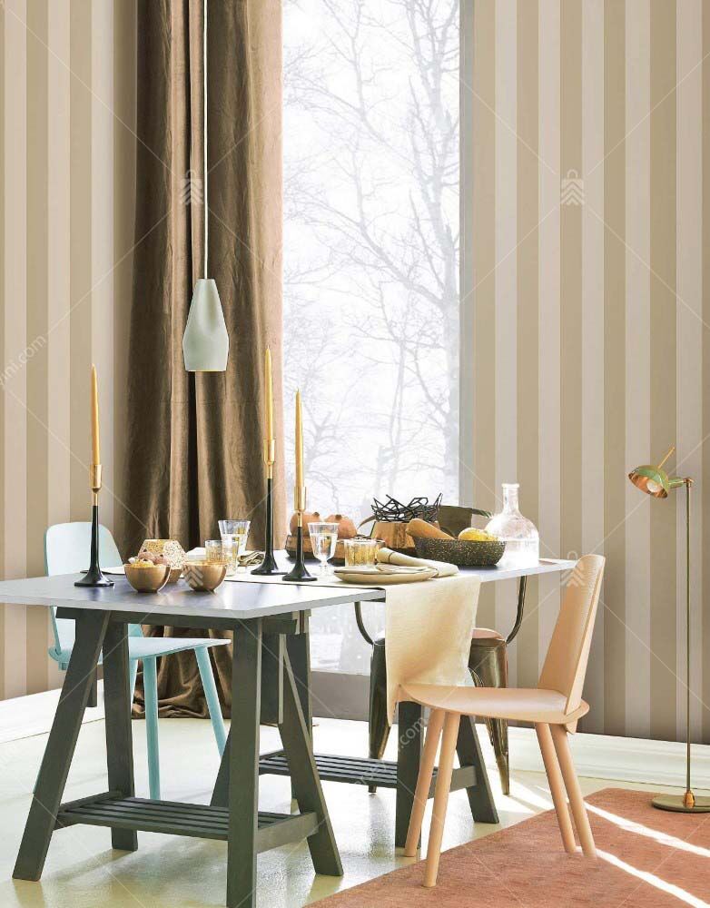 3704-5 Adawall Alfa Çizgili Duvar Kağıdı Uygulama